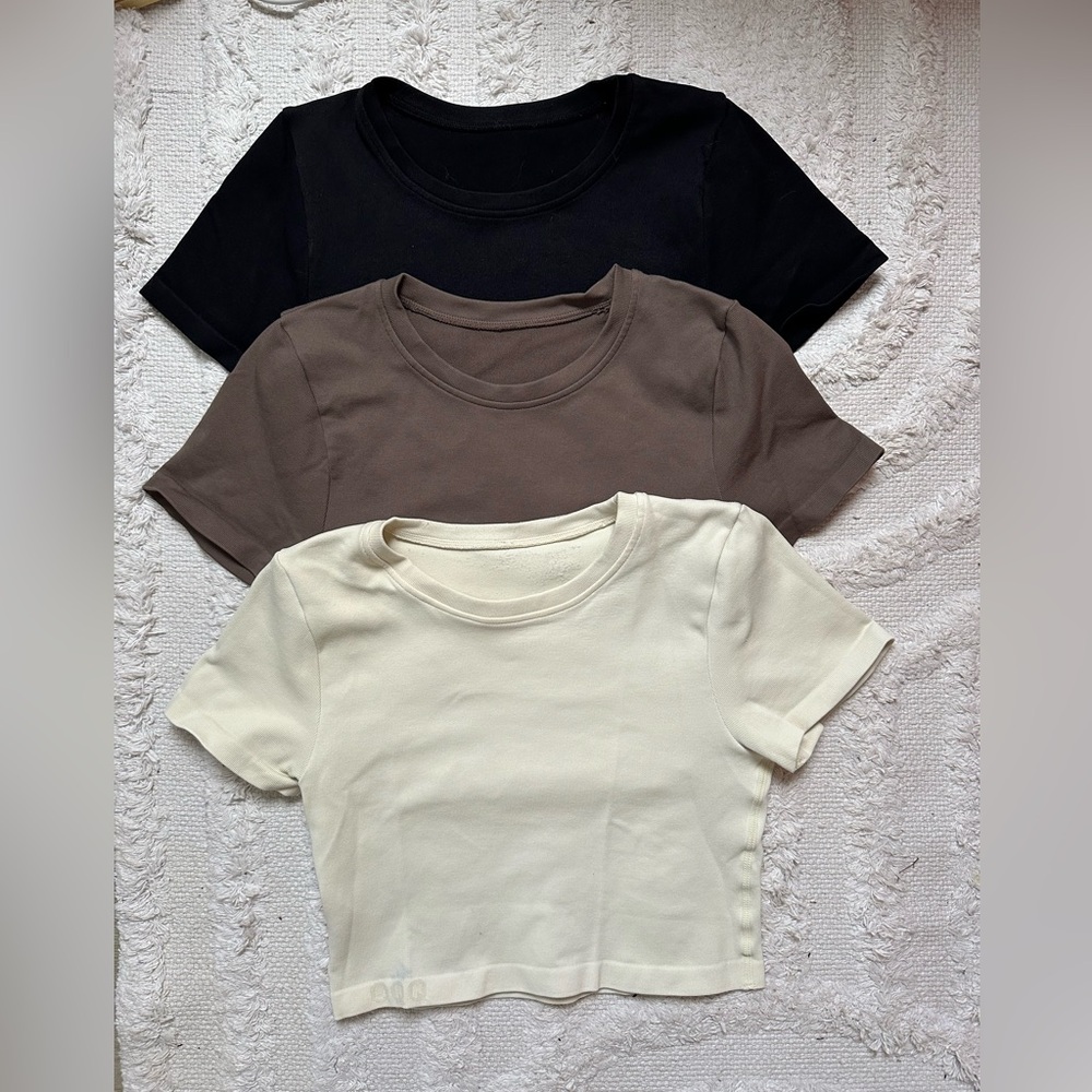Cropped workout tee set